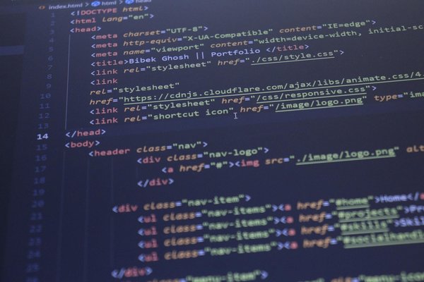 Enhancing your adventure: how uk travel agencies can use geolocation data for tailored travel experiences