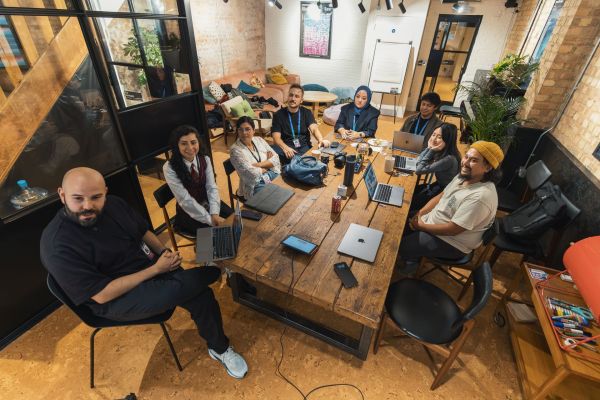 Transforming product innovation: ai-driven tactics for uk startups to boost development speed
